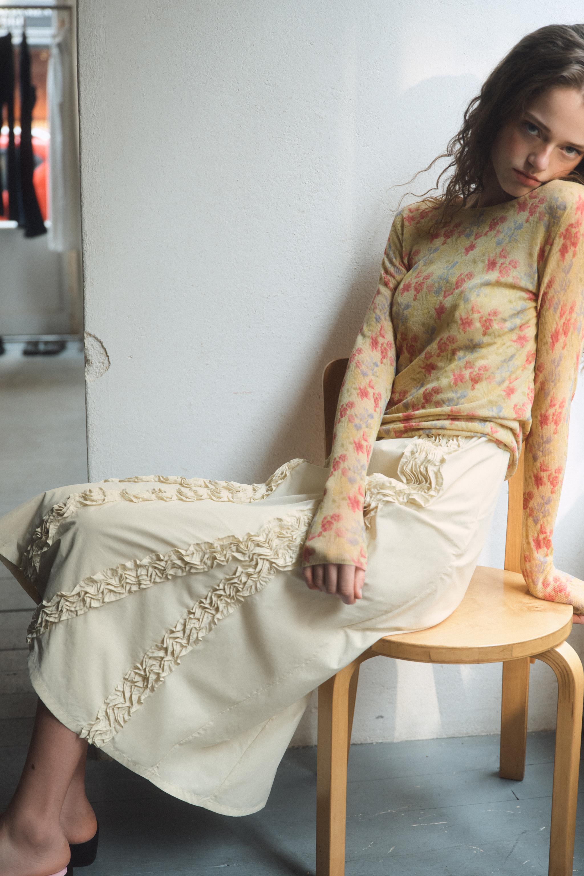 FLORAL PRINT KNIT TOP